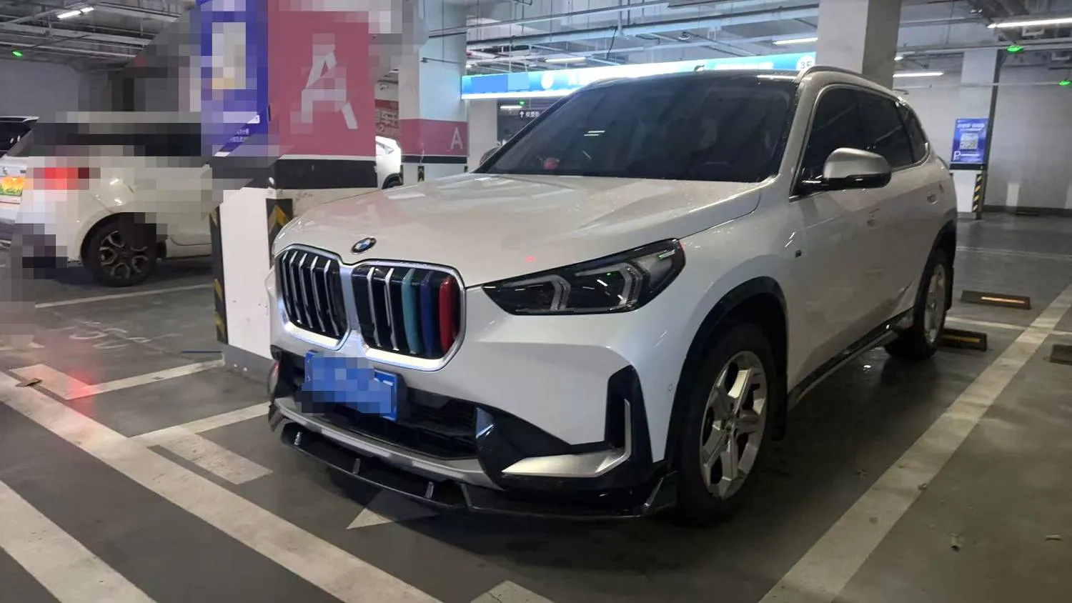 BMW BMW X1 — White