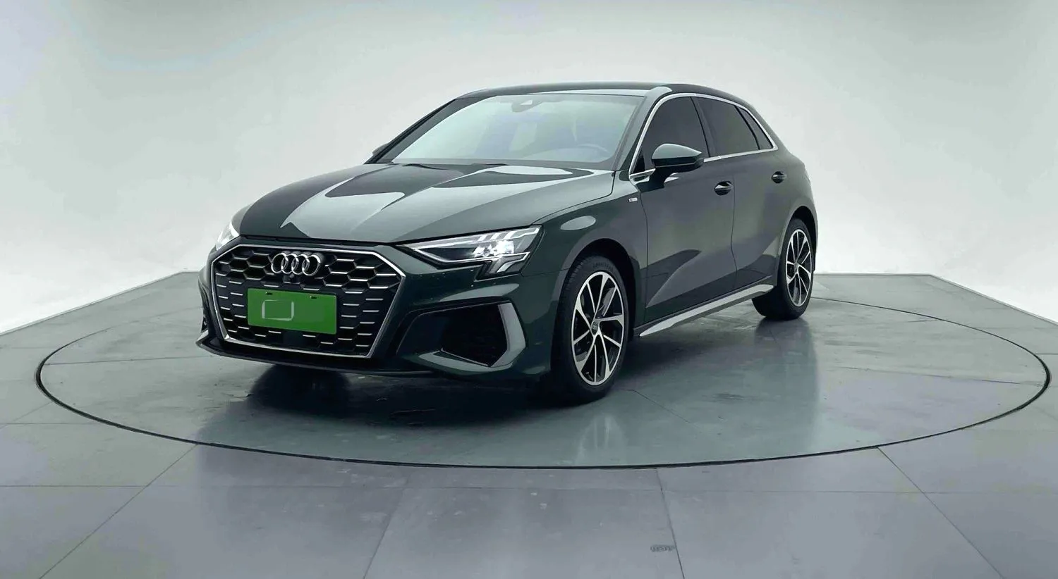 Audi Audi A3 — Green