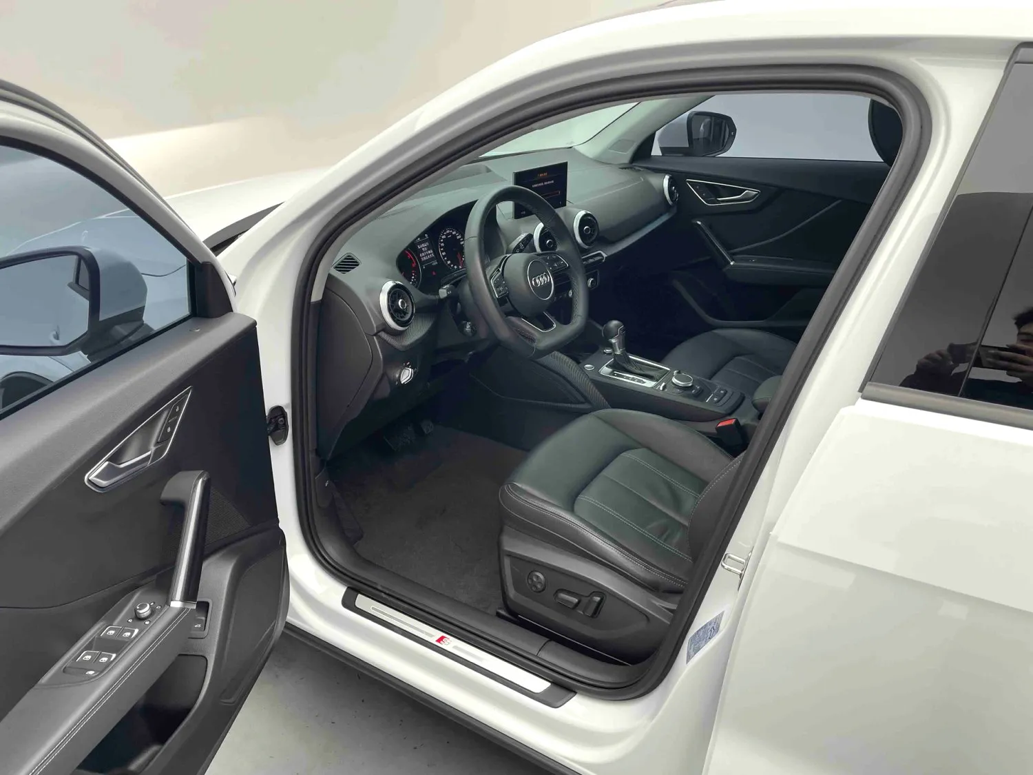 Audi Q2L 2022 Q2L 1.4 TFSI 35 TFSI Fashion Dynamic — View photo 4