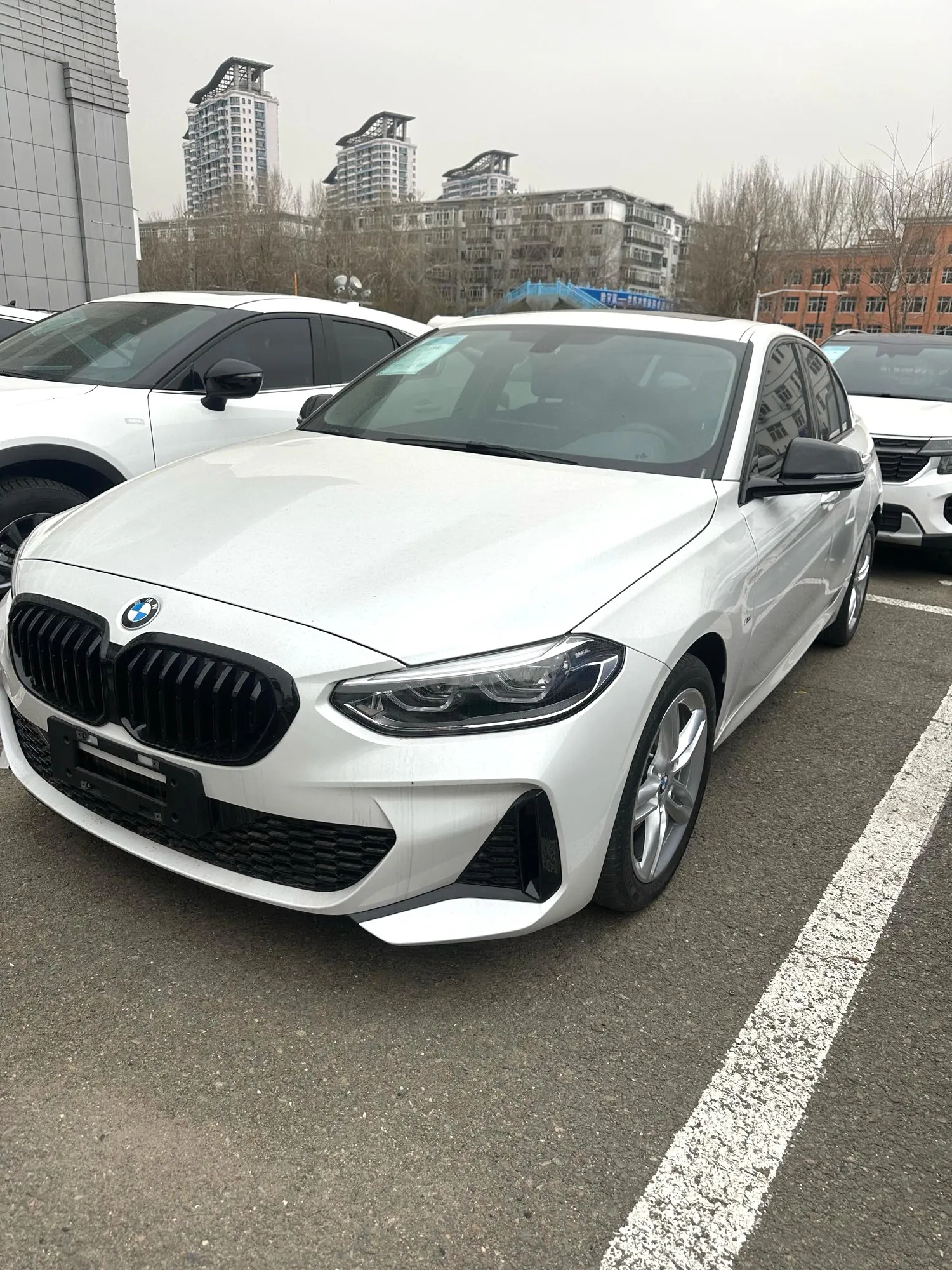BMW BMW 1 Series — White