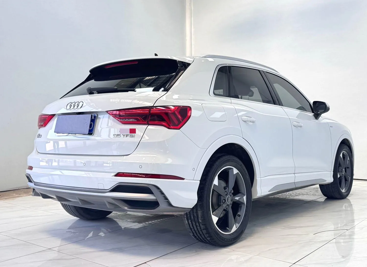 Audi Q3 2021 Q3 1.4 TFSI 35 TFSI Enjoy Life Edition — Voir la photo 6