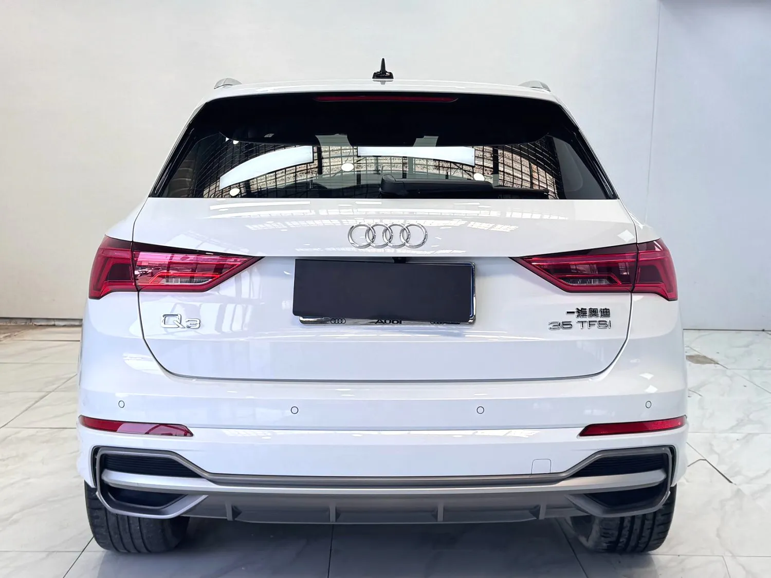 Audi Q3 2021 Q3 1.4 TFSI 35 TFSI Enjoy Life Edition — Voir la photo 5