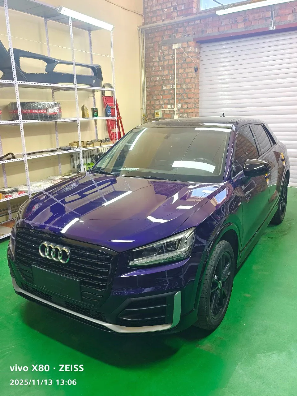 Audi Audi Q2L — Фиолетовый