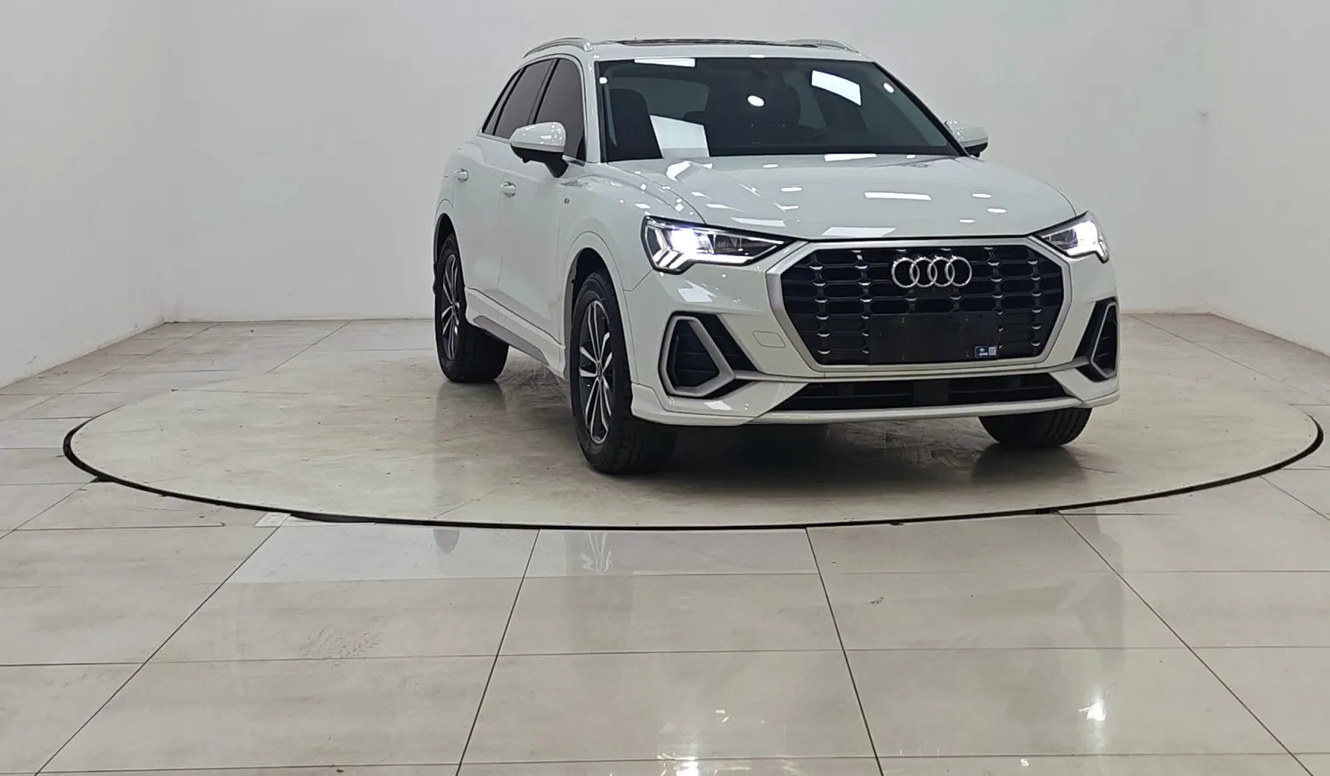 Audi Q3 2022 Q3 1.4 TFSI 35 TFSI Ambition Dynamic — Voir la photo 3