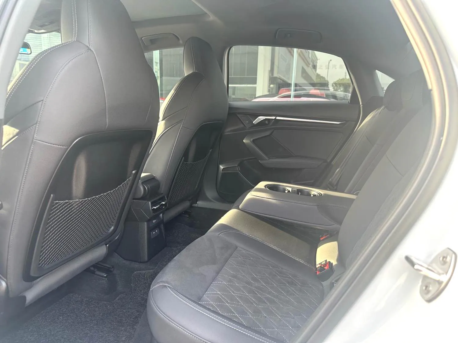 Audi A3L 2023 A3L Limousine 1.4 TFSI 35 TFSI Luxury Sport Edition (facelift) — Ver foto 6