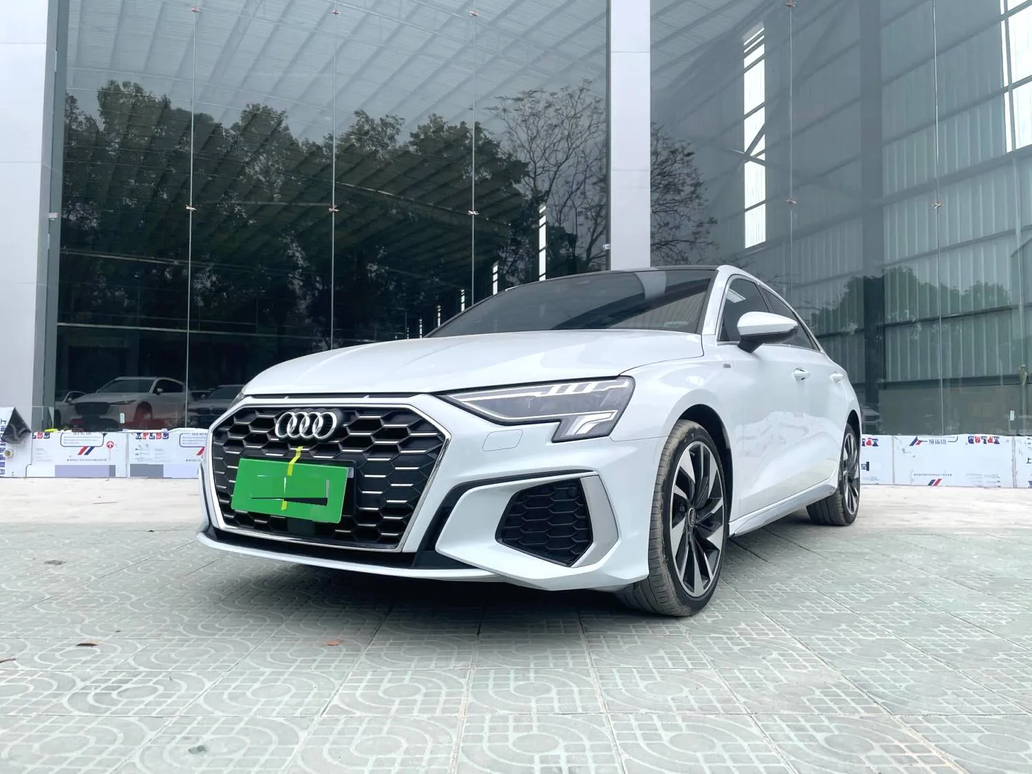 Audi Audi A3L — Blanc
