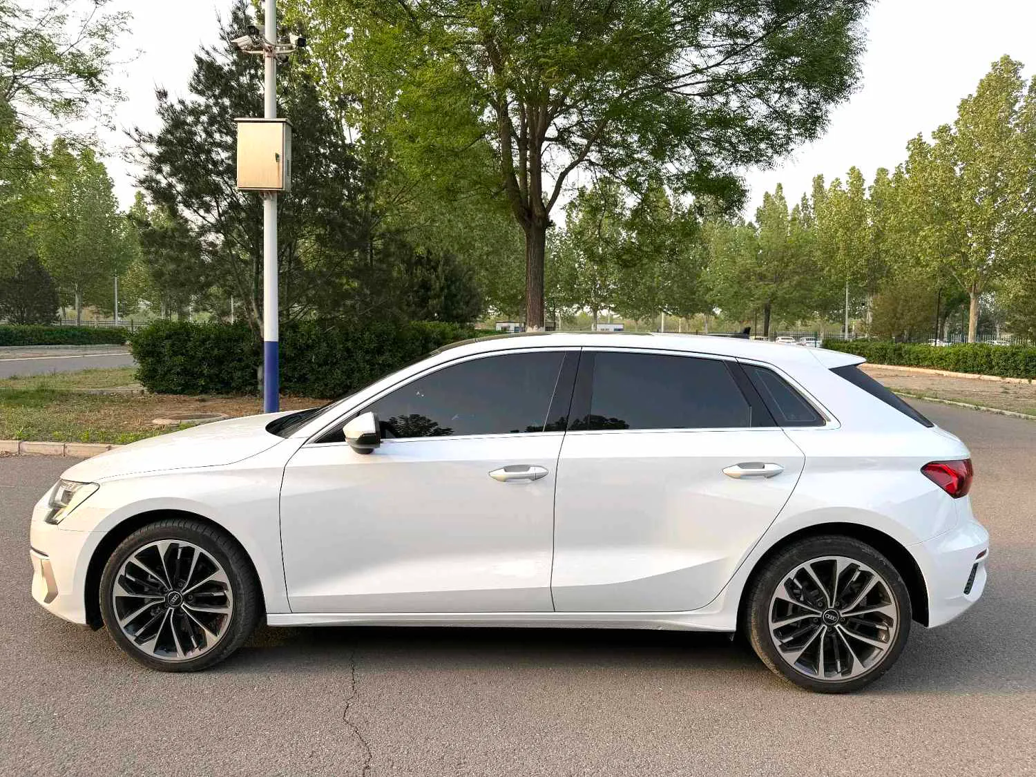 Audi A3 2023 A3 Sportback 1.4 TFSI 35 TFSI Luxury Attractive Edition (facelift) — View photo 6