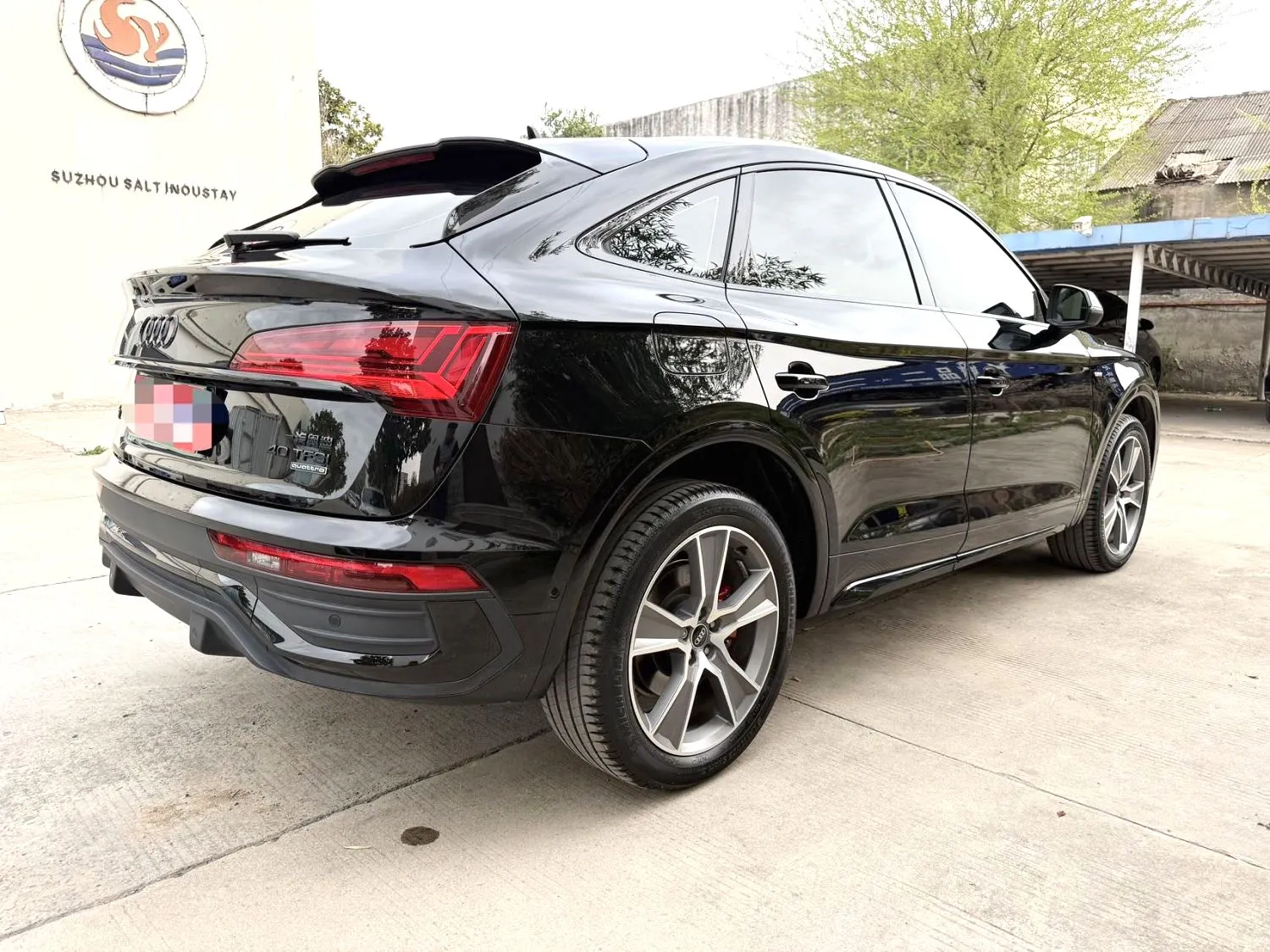Audi Q5L 2023 Q5L Sportback 2.0 TFSI 40 TFSI Luxury — Ver foto 3