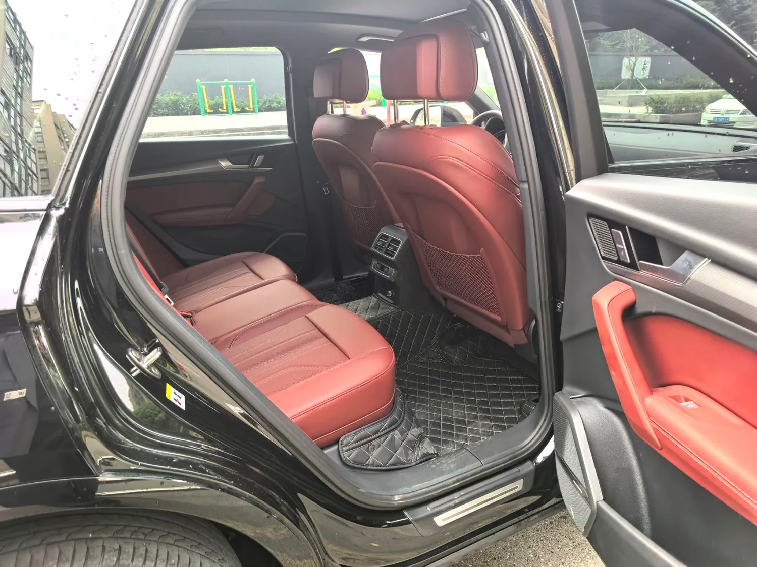 Audi Q5L 2025 Q5L 2.0 TFSI 45 TFSI Luxury Dynamic Model — View photo 5