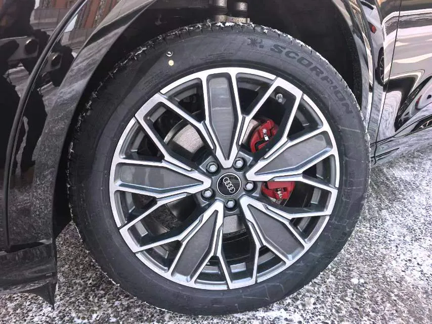 Audi Q5L 2026 Q5L 2.0T Exclusive Edition for Millions of Users — Ver foto 5