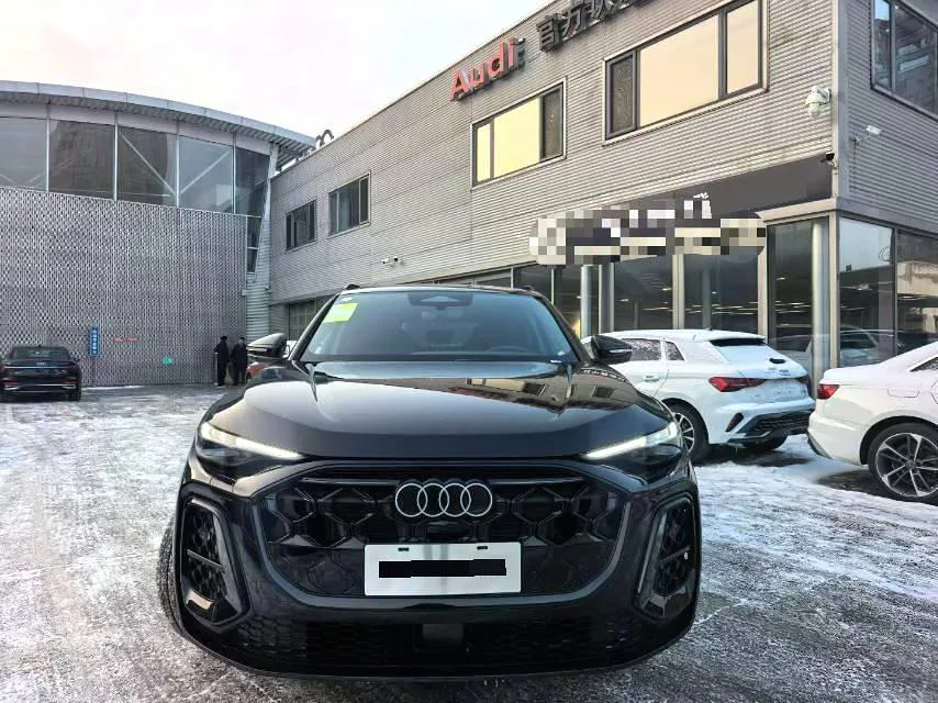 Audi Q5L 2026 Q5L 2.0T Exclusive Edition for Millions of Users — Ver foto 2