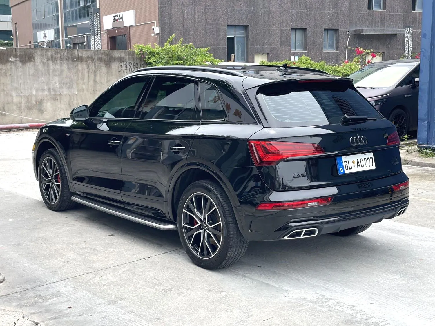 Audi Q5L 2024 Q5L 2.0 TFSI 45 TFSI Premium Dynamic — Voir la photo 4