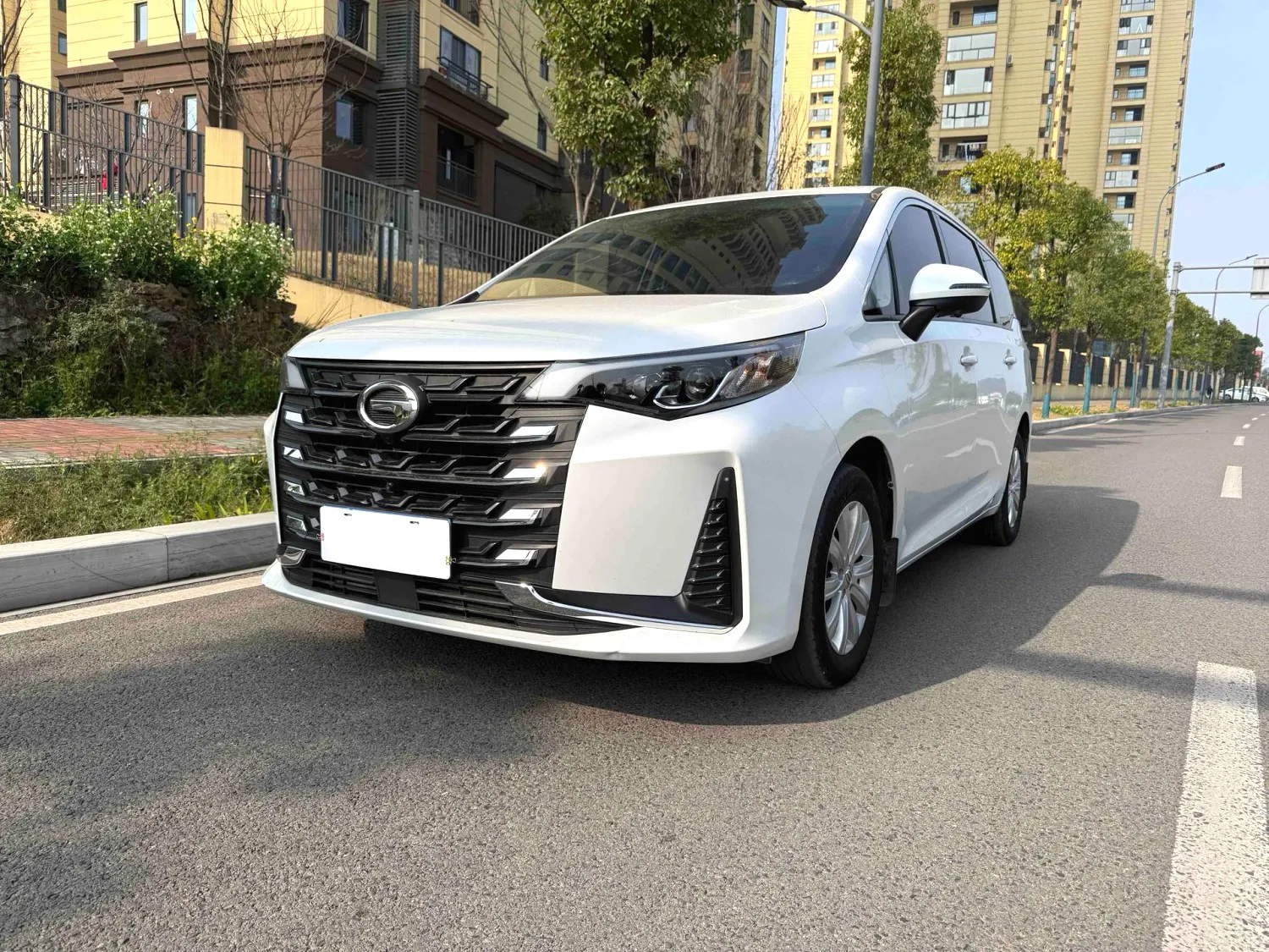 GAC GAC Trumpchi Trumpchi — Белый