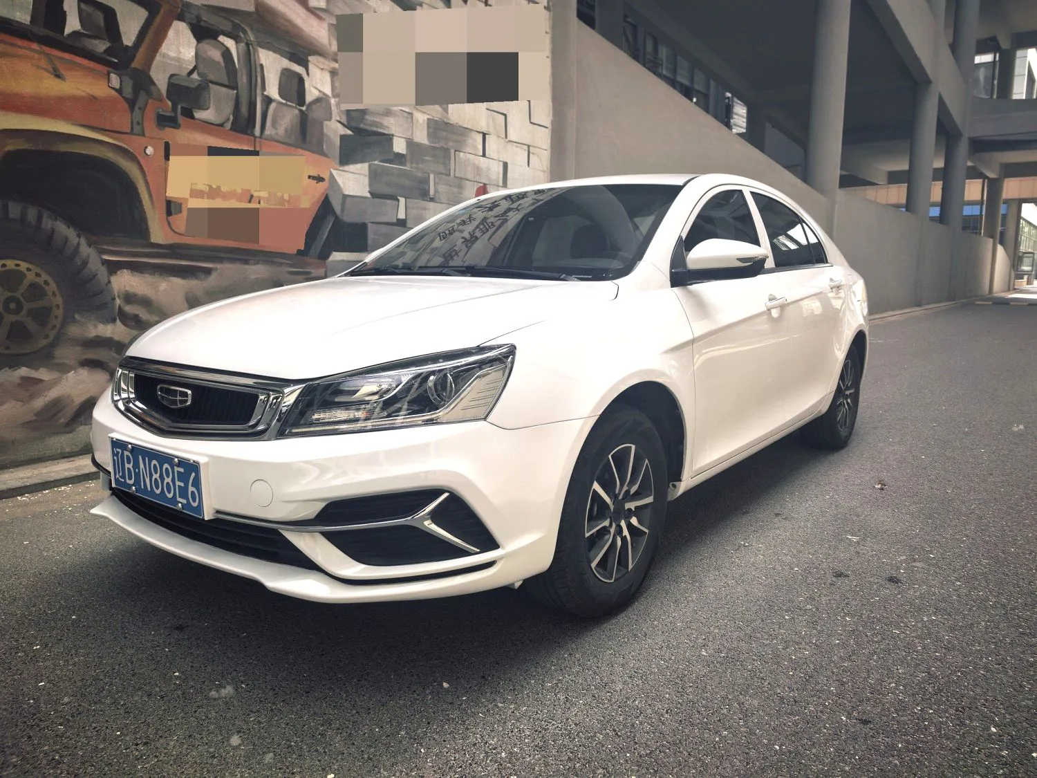 Geely Geely Emgrand — Blanc
