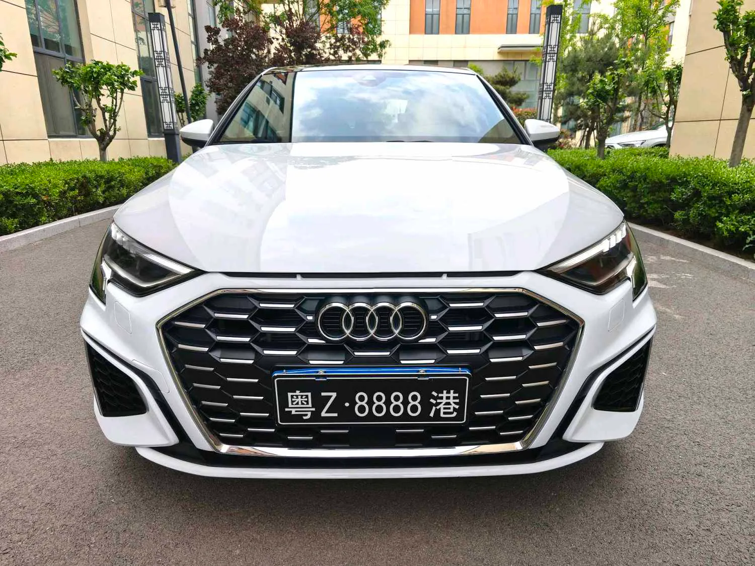 Audi A3 2024 A3L Limousine 1.4 TFSI 35 TFSI Luxury Sport Version — Ver foto 2