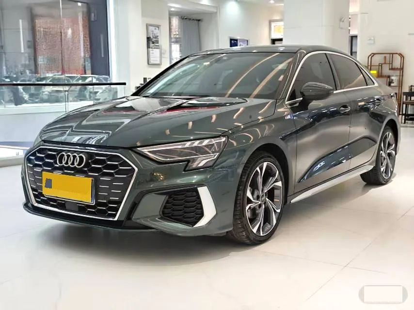 Audi A3 2024 A3L Limousine 1.4 TFSI 35 TFSI Luxury Elegant Version — photo 1