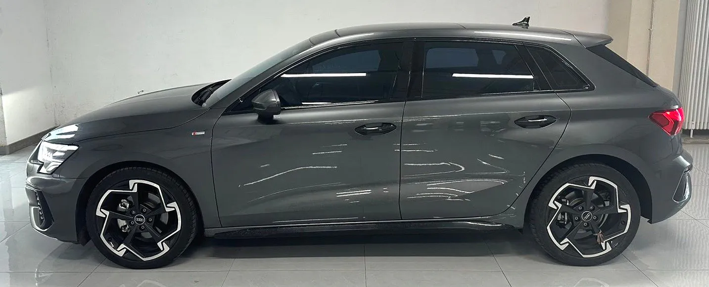 Audi A3 2024 A3 Sportback 1.4 TFSI 35 TFSI Luxury Sport — عرض الصورة 2