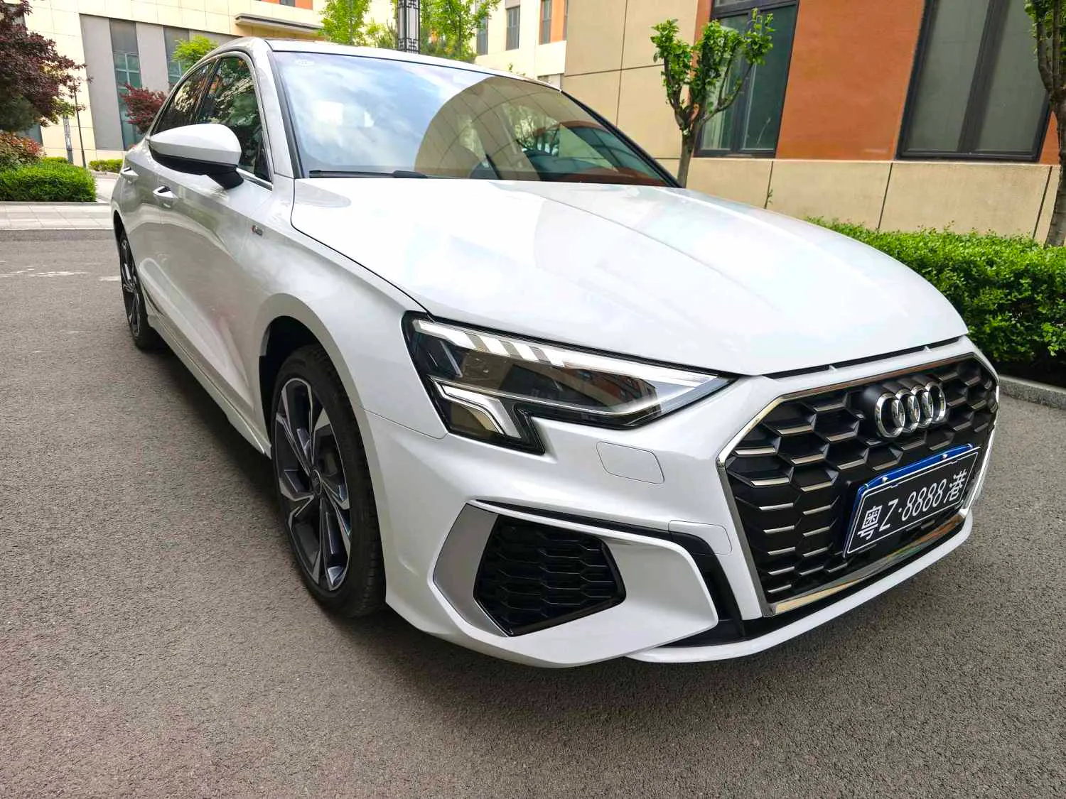 Audi A3 2024 A3L Limousine 1.4 TFSI 35 TFSI Luxury Sport Version — Ver foto 3