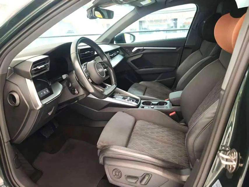 Audi A3 2024 A3L Limousine 1.4 TFSI 35 TFSI Luxury Elegant Version — View photo 3