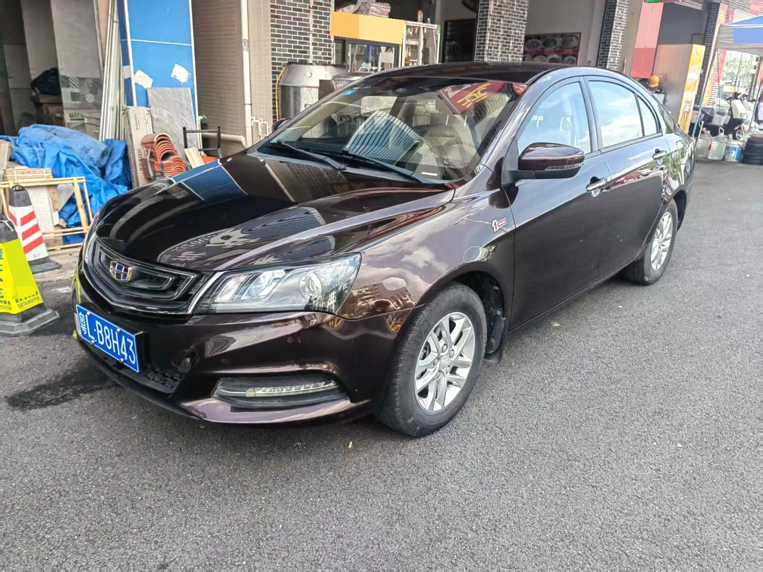 Geely Geely Emgrand — Brown