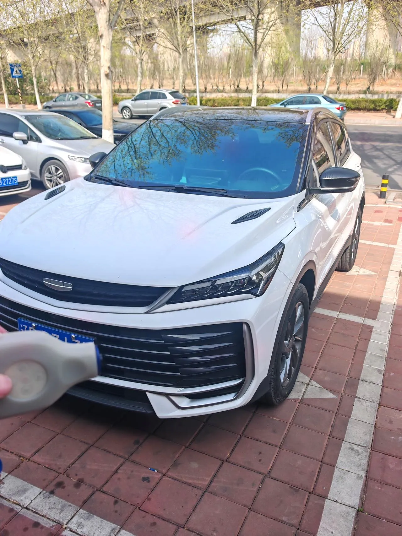 Geely Coolray 2025 Binyue L 1.5TD Star Diamond — photo 1