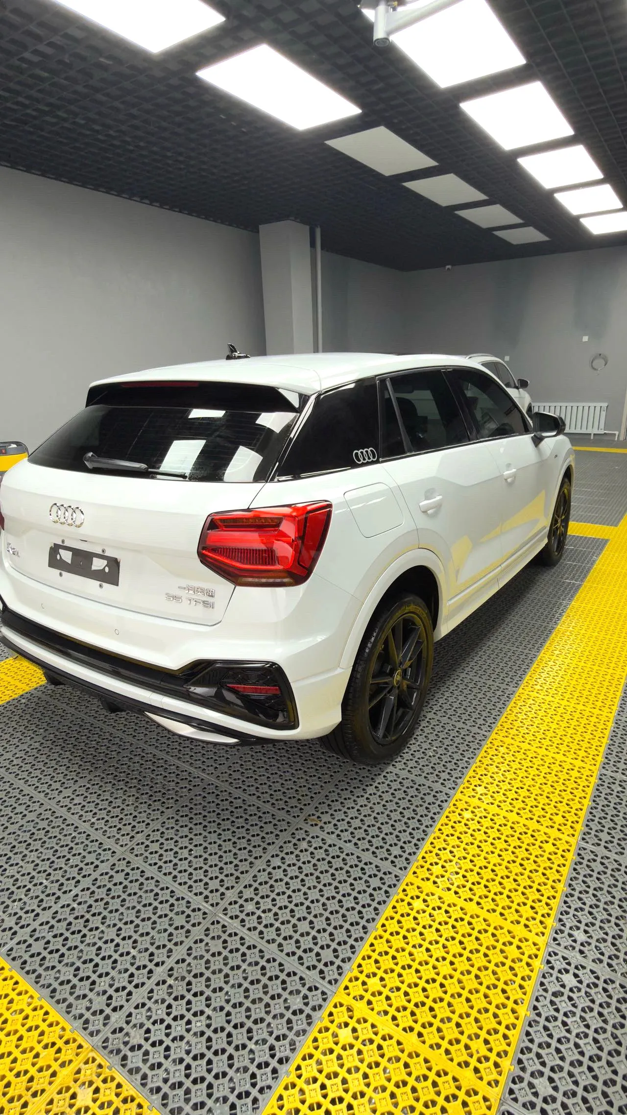 Audi Q2L 2022 Q2L 1.4 TFSI 35 TFSI Ambition Dynamic — Ver foto 4