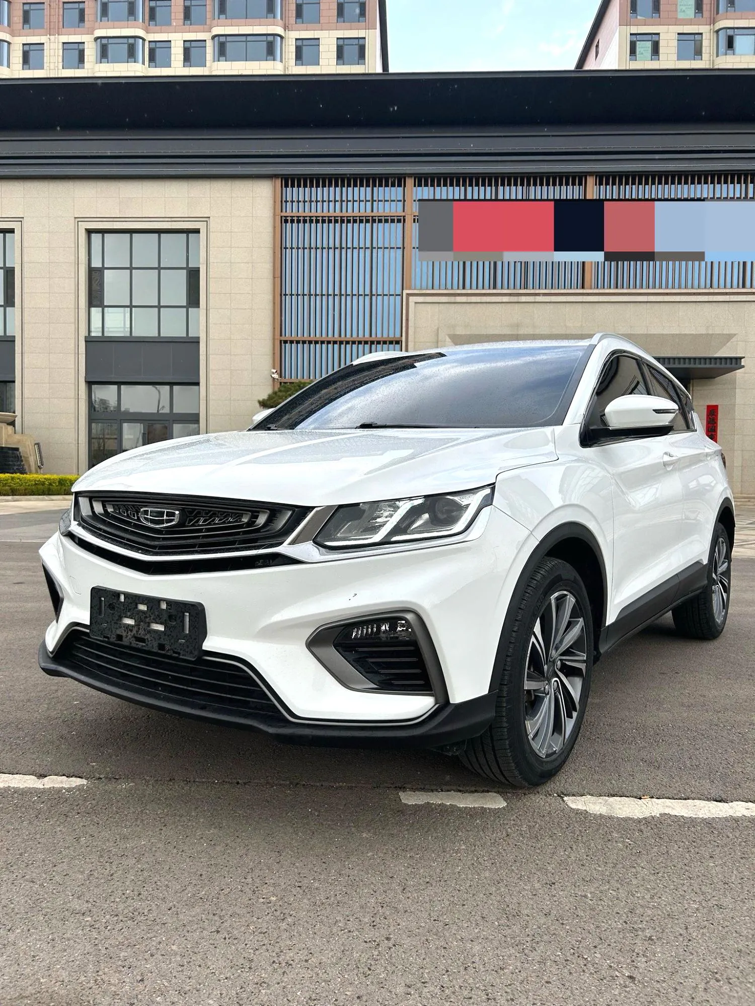 Geely Geely Coolray — White