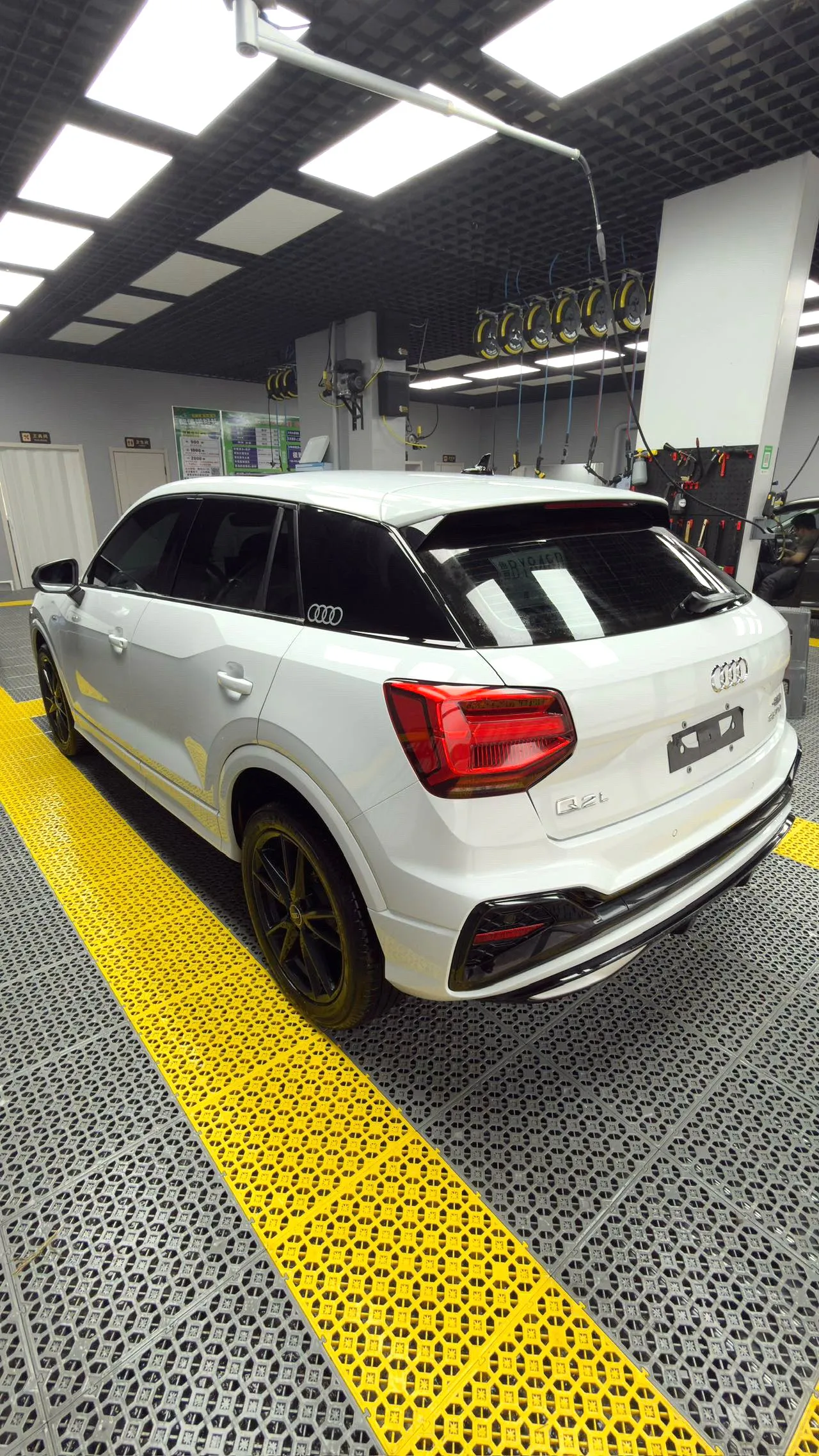 Audi Q2L 2022 Q2L 1.4 TFSI 35 TFSI Ambition Dynamic — Ver foto 6