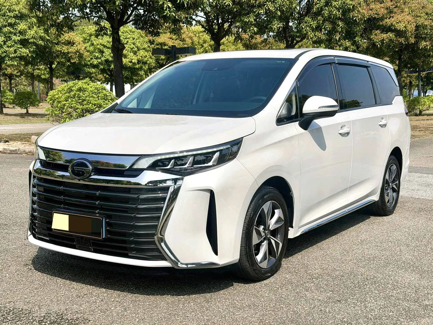 GAC GAC Trumpchi Trumpchi — أبيض