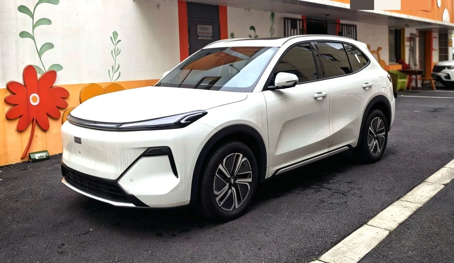Geely Geely Galaxy Starship — Beige
