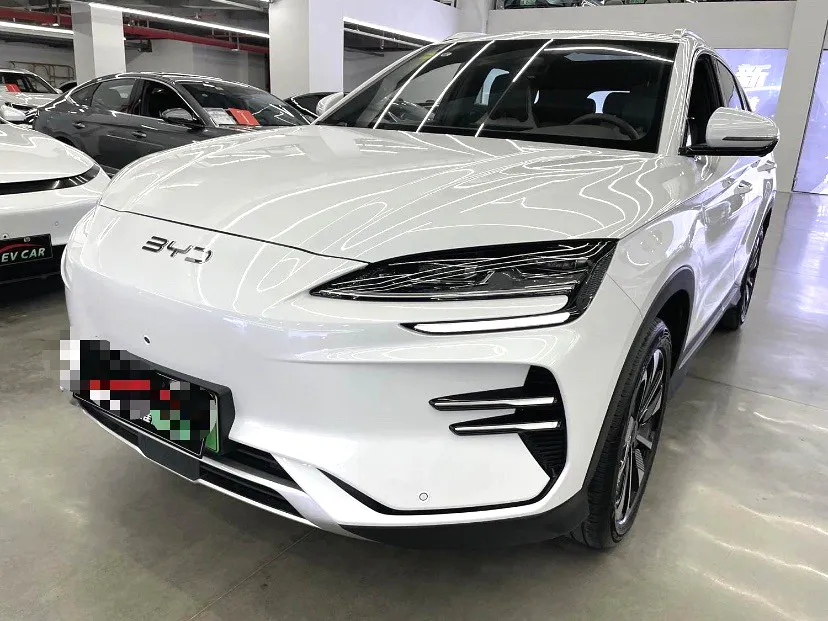 BYD Song PLUS 2025 Song PLUS EV 520km Prestige Model — photo 1