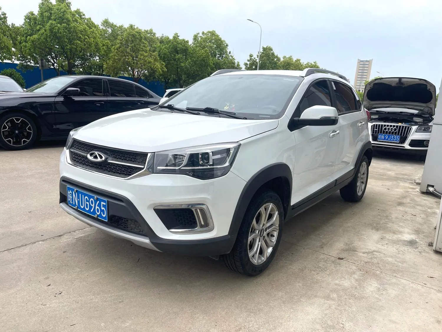 Chery Chery Tiggo 3x — Blanc