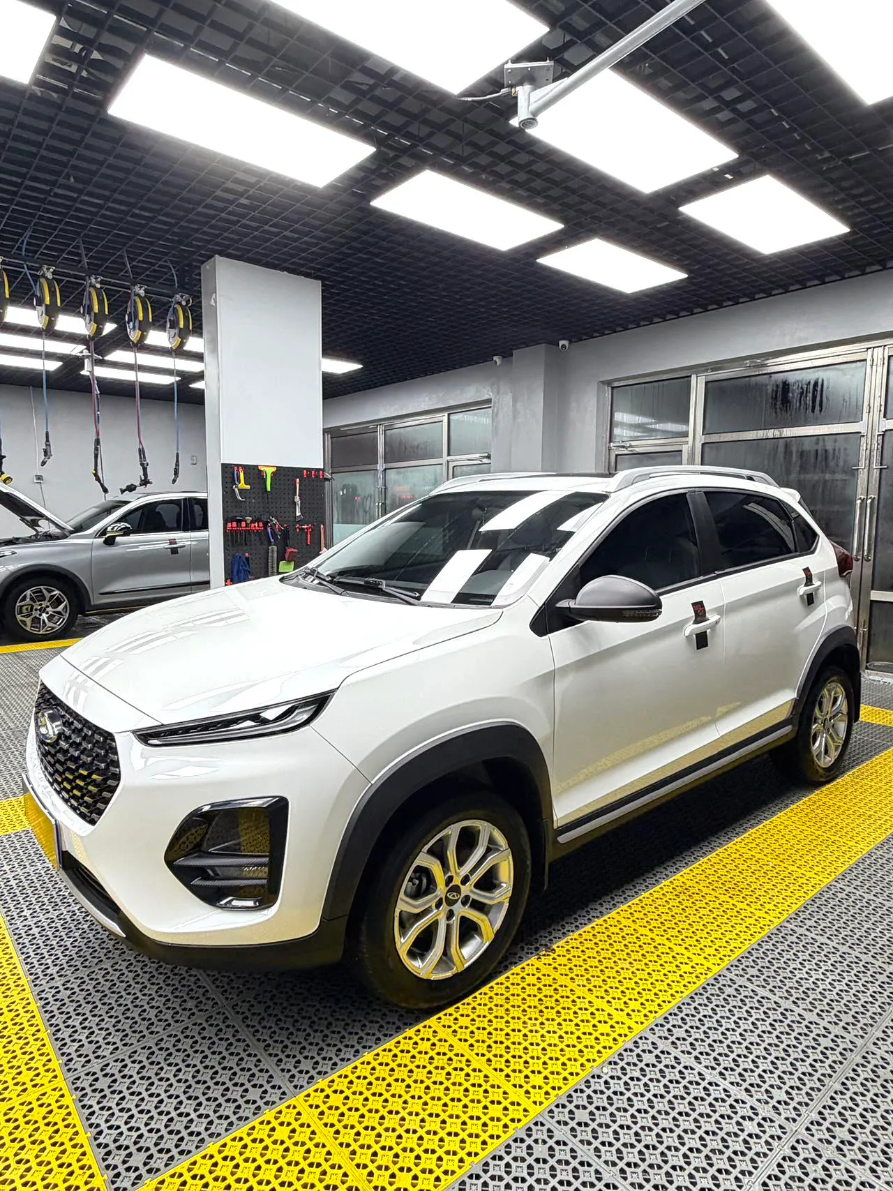 Chery Chery Tiggo 3x — White