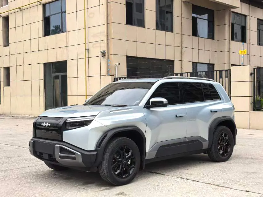 Formula Leopard Titanium 2025 Titanium 3 501 km RWD Intelligent Driving Max — photo 1