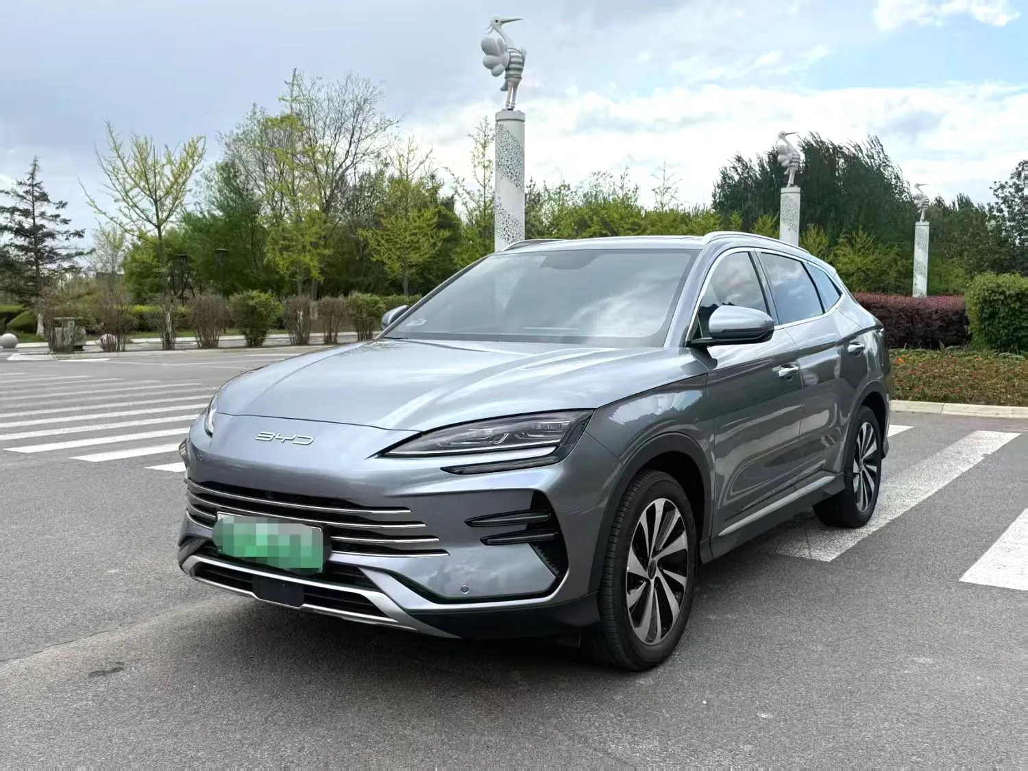 BYD BYD Song PLUS — Серый