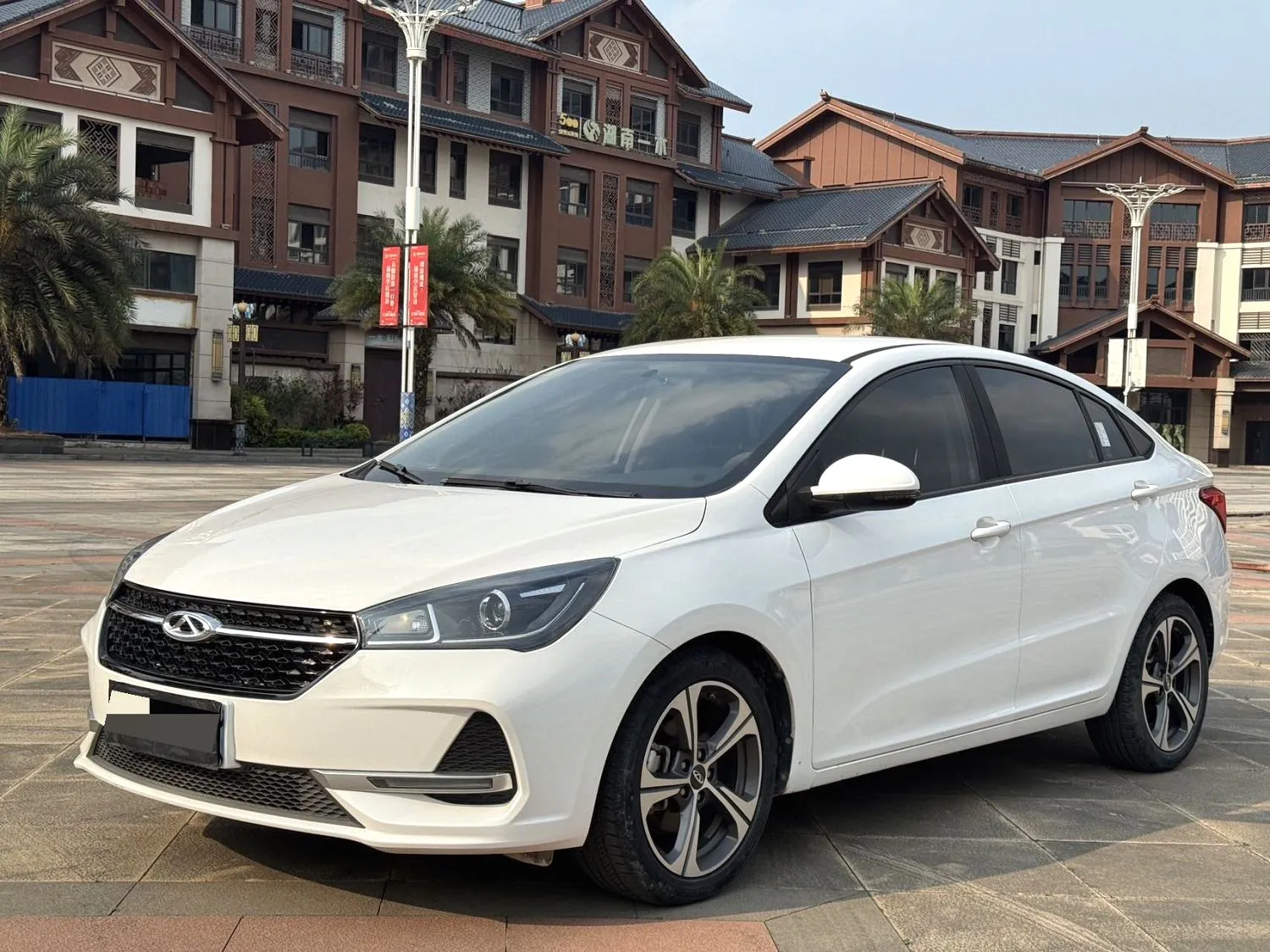 Chery Chery Arrizo 8 — Blanco