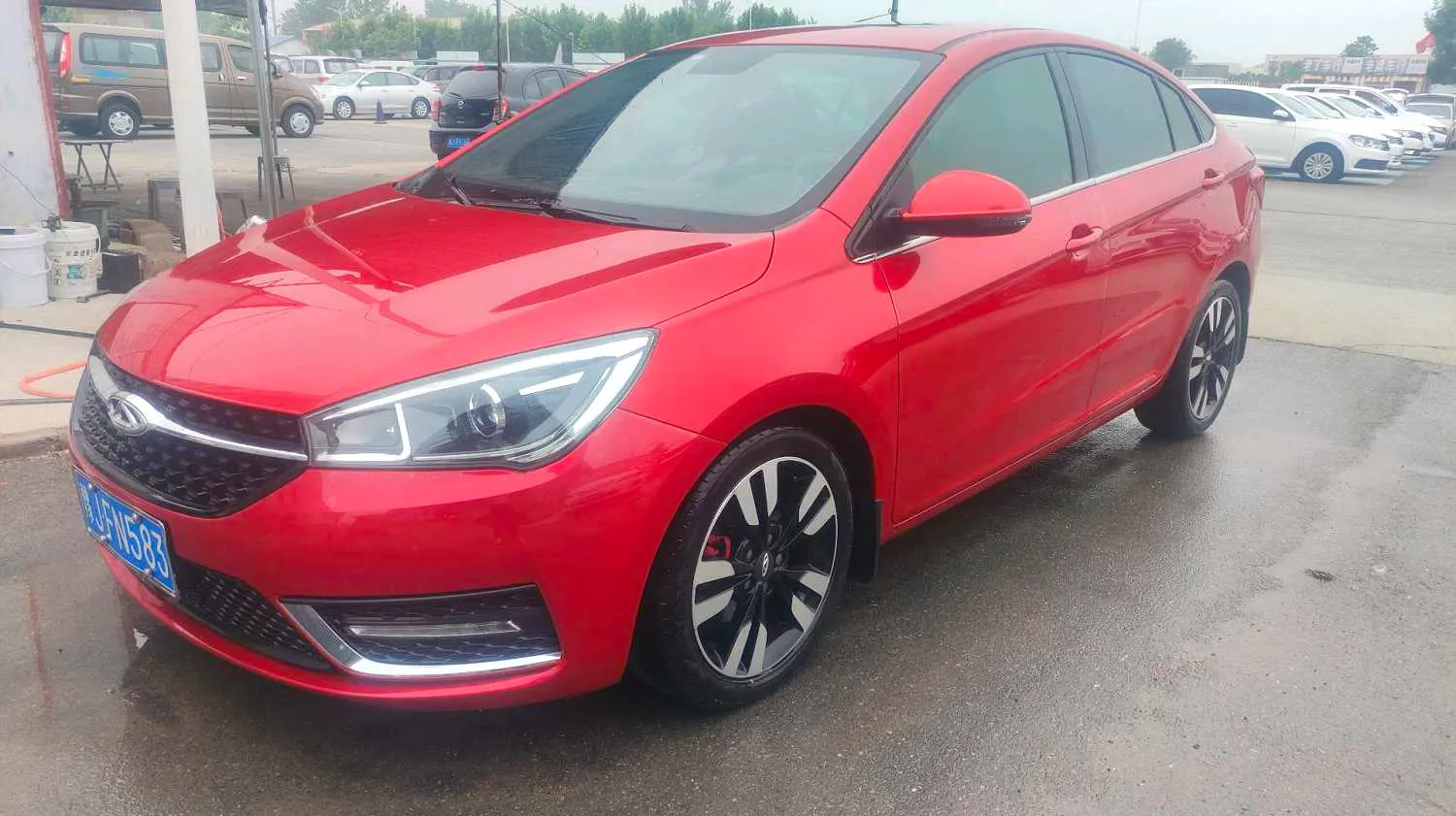 Chery Chery Arrizo 8 — Rouge