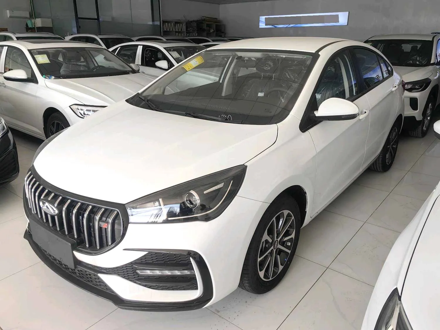 Chery Arrizo 8 2025 Arrizo 5 1.5 Excellence Edition, Style Model — photo 1