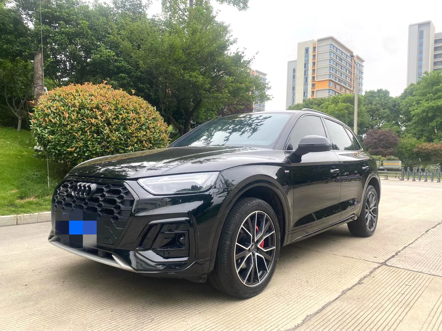 Audi Q5L 2023 Q5L 2.0 TFSI 40 TFSI Ice and Snow Sports Edition — photo 1