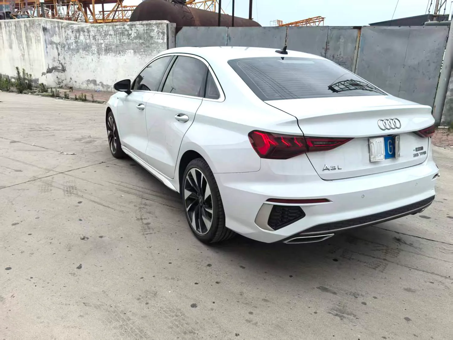 Audi A3L 2022 A3L Limousine 1.4 TFSI 35 TFSI Ambition Elegant — Voir la photo 6