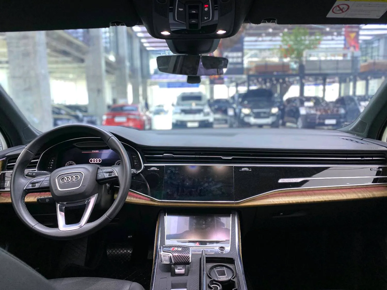 Audi Q7 (Imported) 2022 Q7 48V 3.0TFSI 55TFSI Quattro S line Ice & Snow Edition — View photo 4
