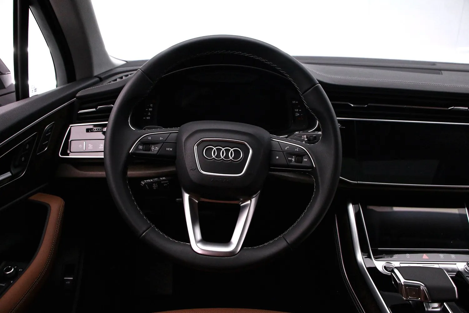 Audi Q7 (Imported) 2025 Q7 2.0 TFSI 45 TFSI Quattro S line Sport — Ver foto 6