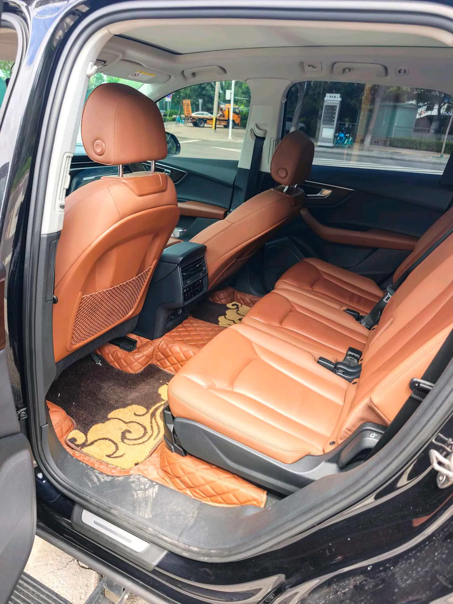 Audi Q7 (Imported) 2020 Q7 48V 3.0 TFSI 55 TFSI Quattro S line Sport Edition — Voir la photo 5