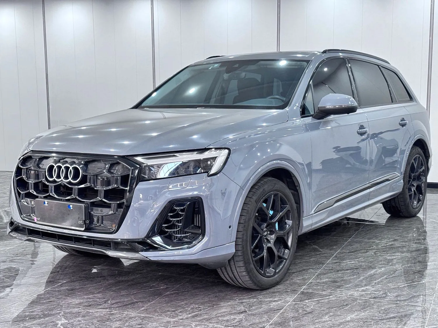 Audi Q7 (Imported) 2024 Q7 48V 3.0 TFSI 55 TFSI Quattro S line Sport Edition — photo 1