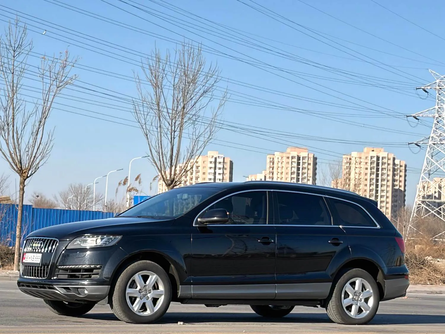 Audi Audi Q7 (Imported) — Black