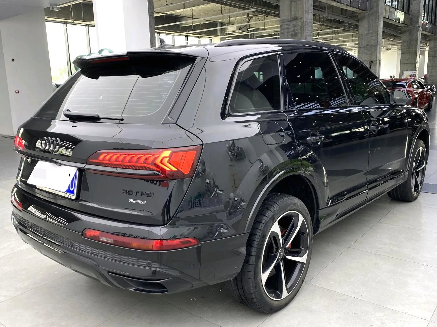 Audi Q7 (Imported) 2022 Q7 48V 3.0TFSI 55TFSI Quattro S line Ice & Snow Edition — View photo 3