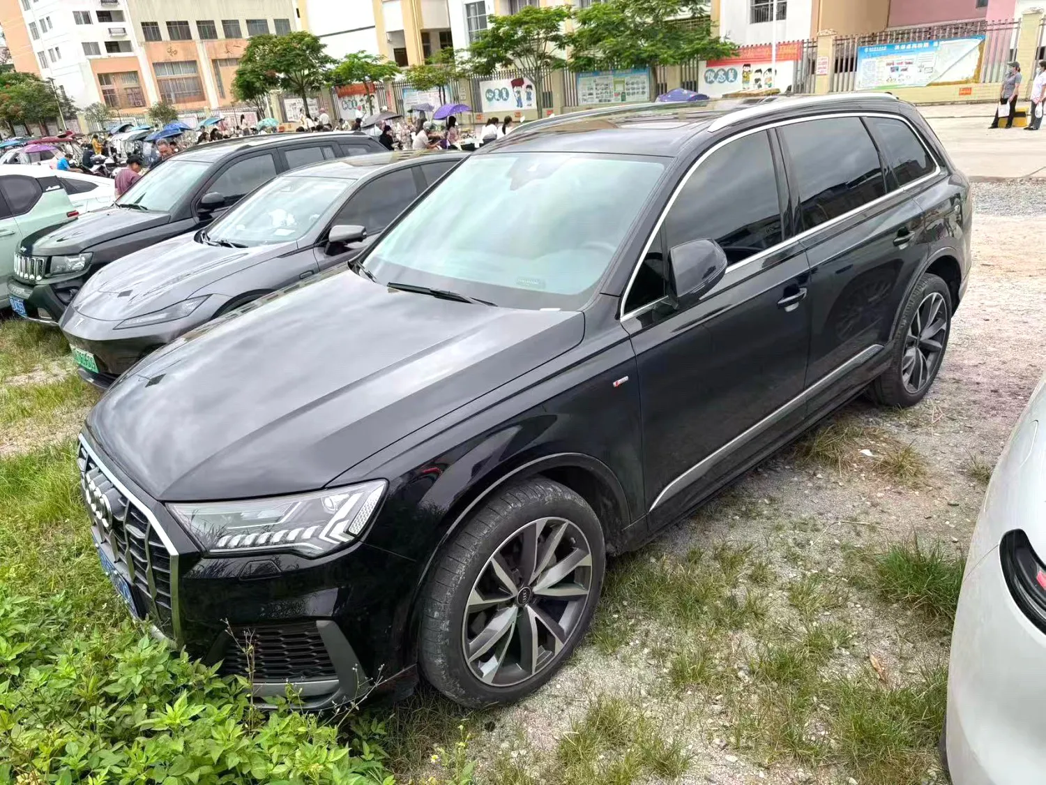 Audi Audi Q7 (Imported) — Чёрный