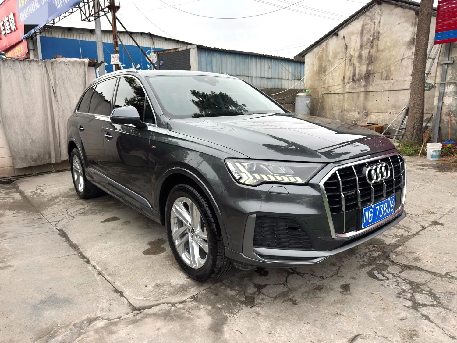 Audi Q7 (Imported) 2021 Q7 2.0 TFSI 45 TFSI Quattro S line Sport — Voir la photo 3
