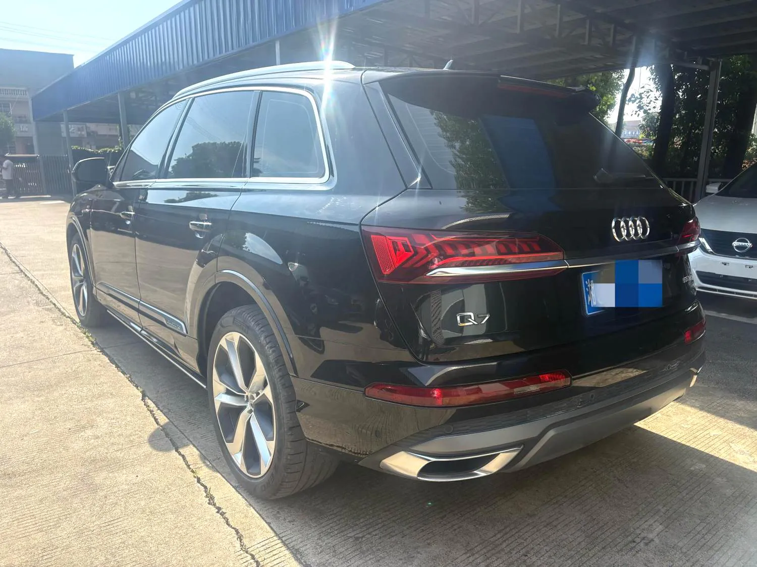 Audi Q7 (Imported) 2023 Q7 48V 3.0TFSI 55TFSI Quattro S line Ice and Snow Sports Edition — Ver foto 4