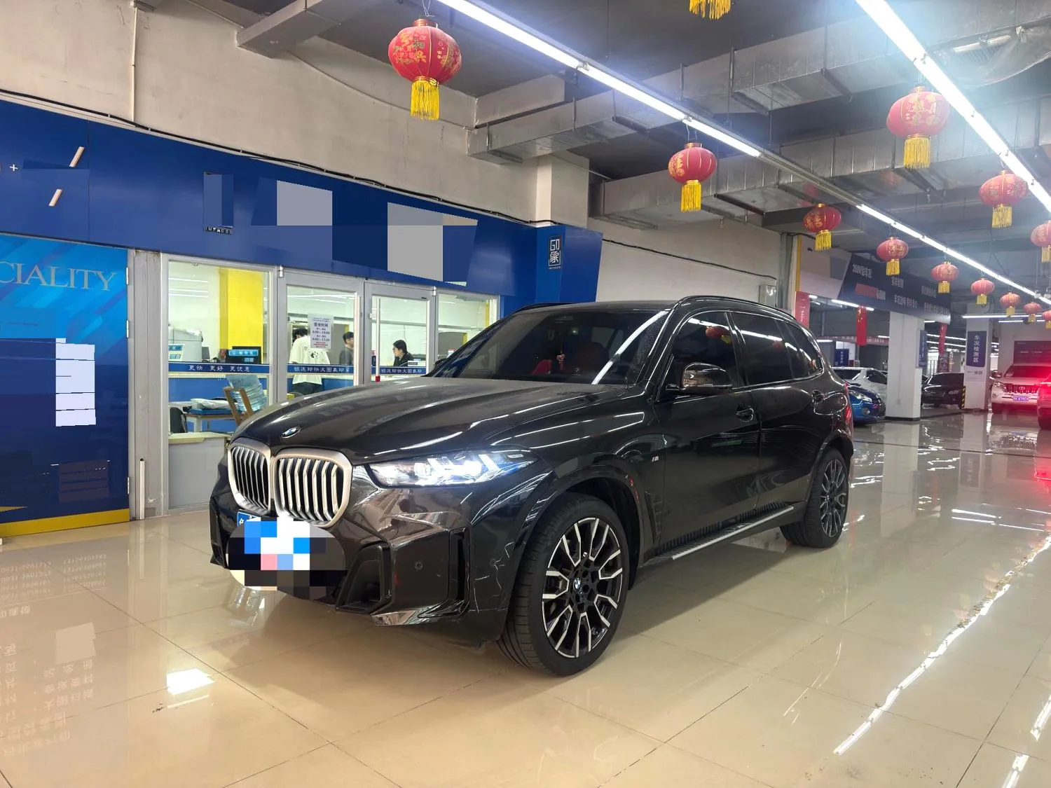 BMW BMW X5 — Чёрный